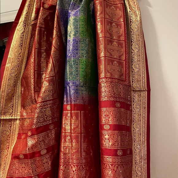 Silk Saree with stone work - Picture 2 of 2